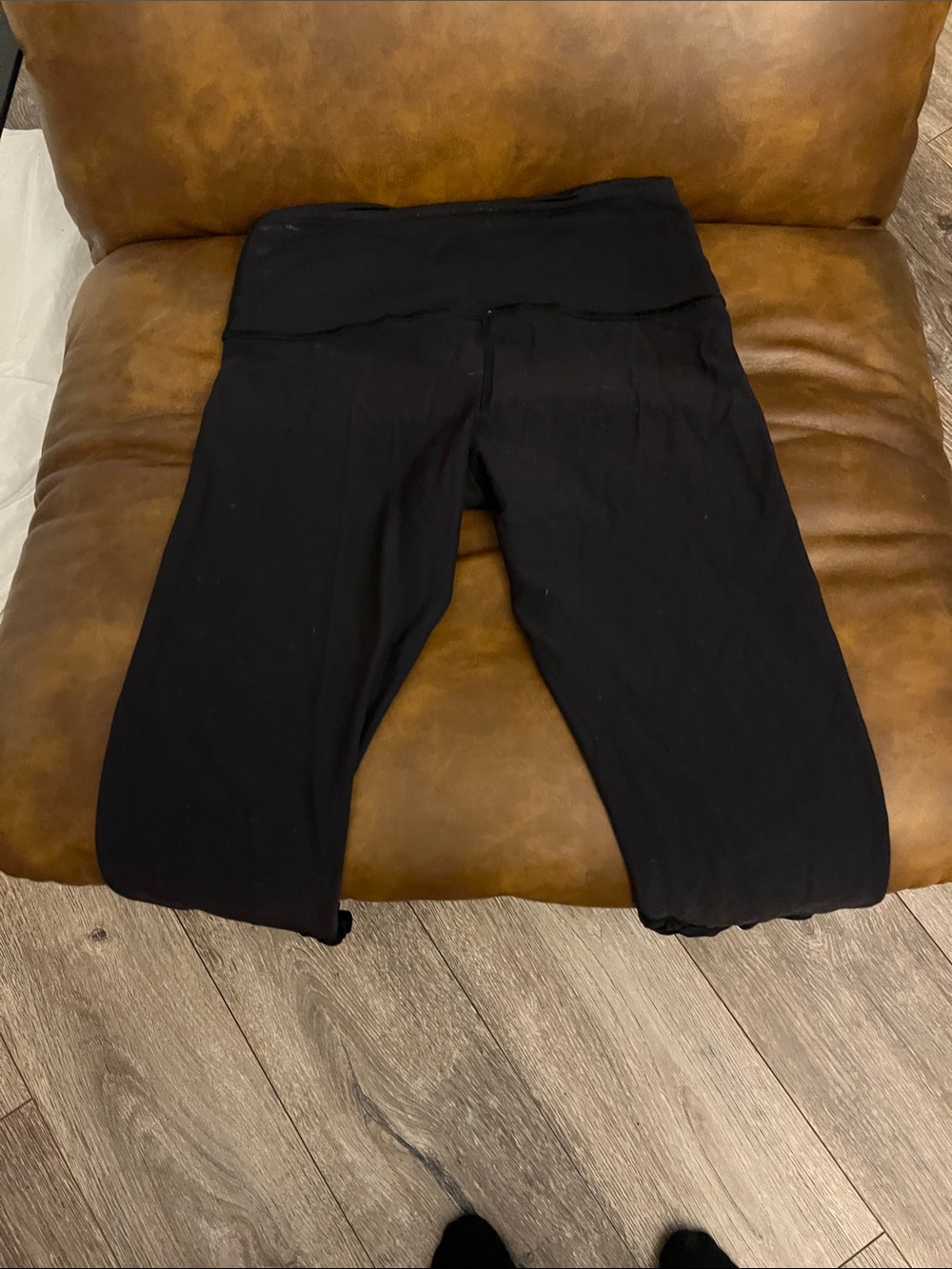 Ladies stretch yoga legging with cute gathered material at leg